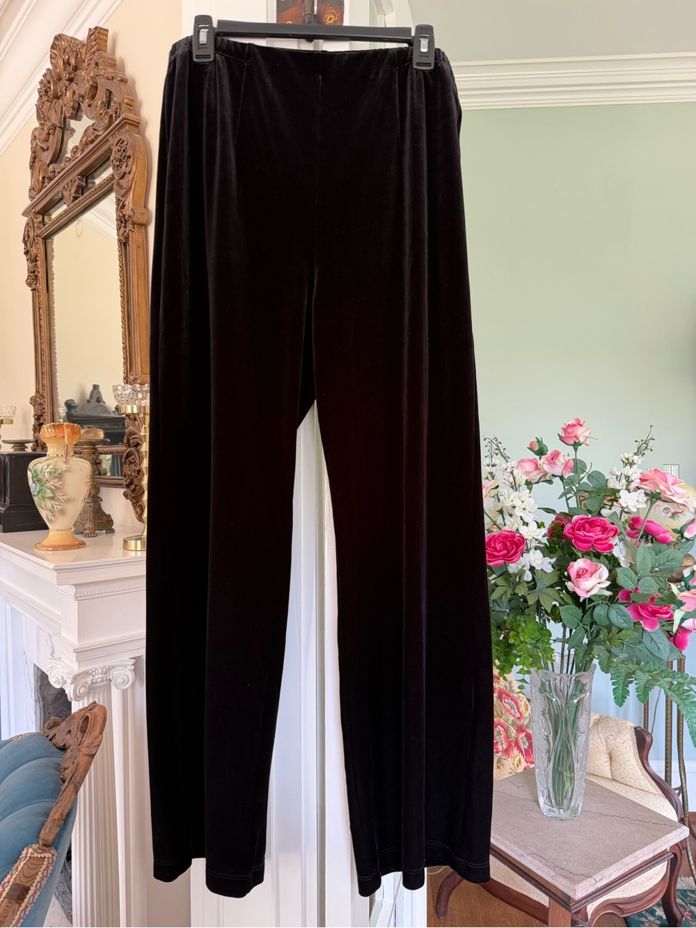 Women's Black Velvet Wide-Leg Pants by Chicos, size 2